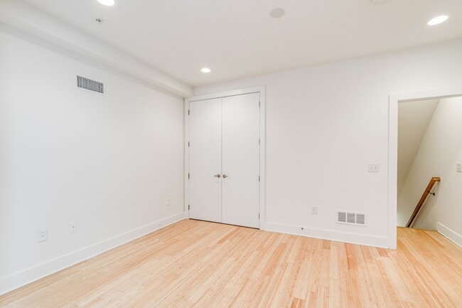 Photo - 919 N 5th St