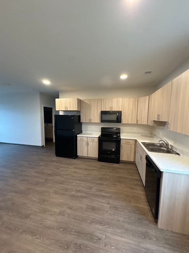 Photo - 2Bed 2 Bath - Windom Landing Under New Management Unit A18