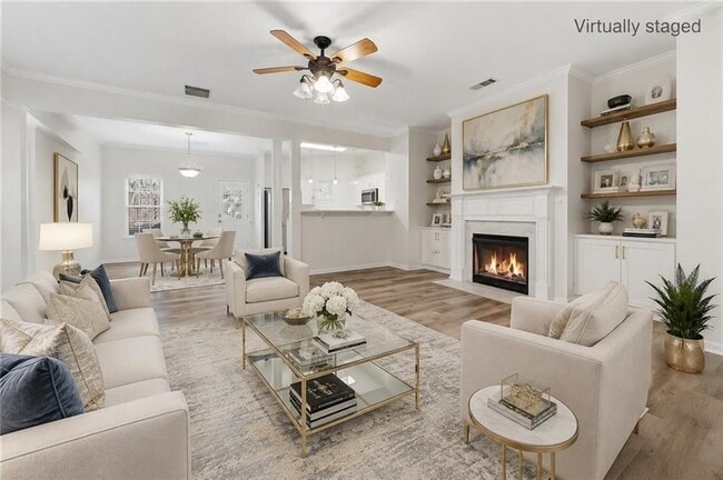 Photo - 2913 Greyhawk Ln