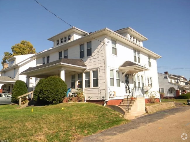 Building Photo - 800 Broad Ave NW Rental
