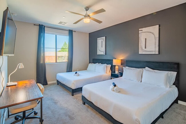 Photo - 777 E Stella Ln Unit ID1263067P