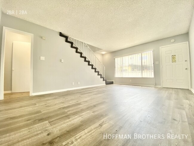 Photo - 11502 Eucalyptus Ave Unidad B