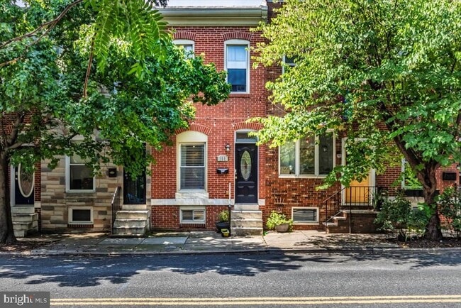 Building Photo - 122 N Ellwood Ave Rental