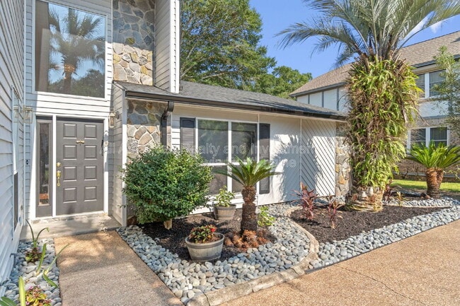 Photo - 101 Hands Cove Ln