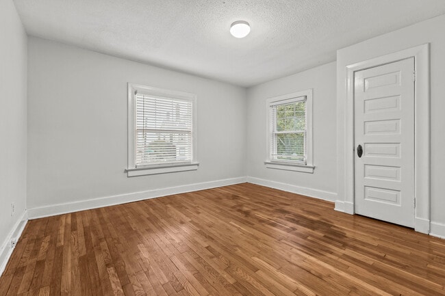 Photo - 315 Garfield Ave