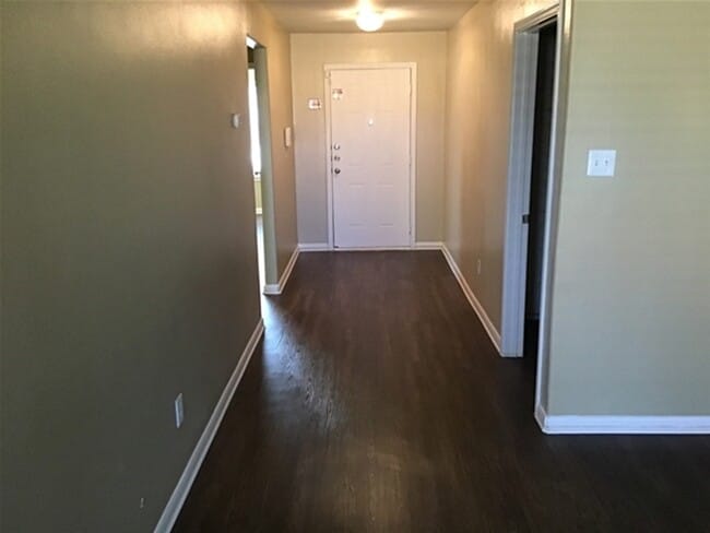 Photo - 3926 Cloudbluff Ln