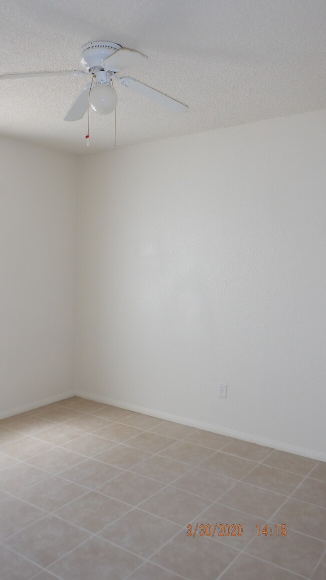 Photo - 504 E Montebello Ave Unit 3