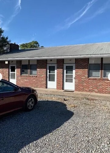 Building Photo - 4297 7th Street Rd Rental