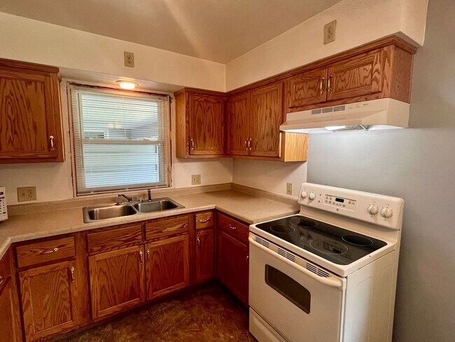 Photo - 1401-1403 Wisconsin St Unit #1401