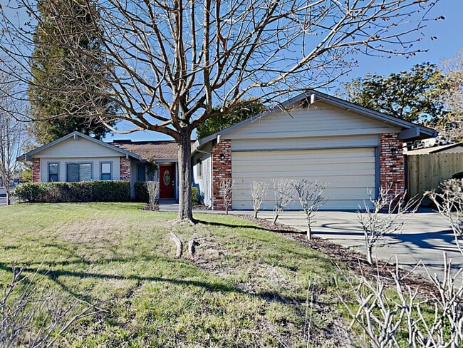 2900 Christopher Ct  