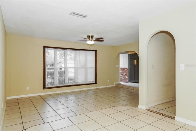 Photo - 208 Brittany Ave