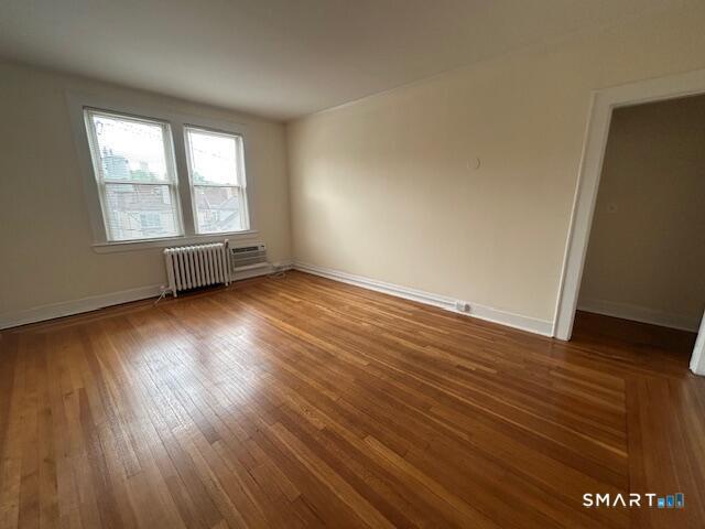 Building Photo - 90 Grove St Unit c5