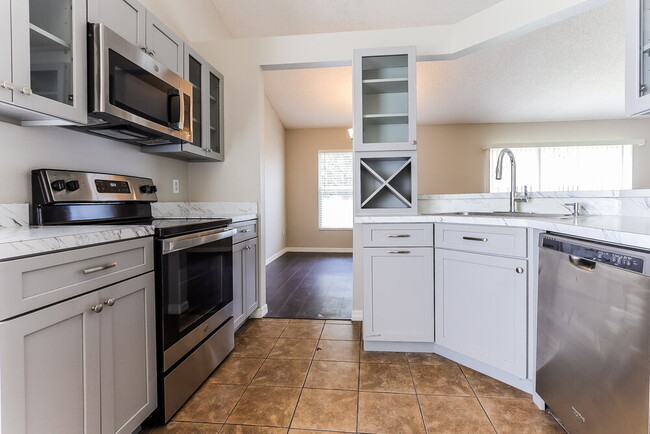 Photo - 26915 Carmen Pl