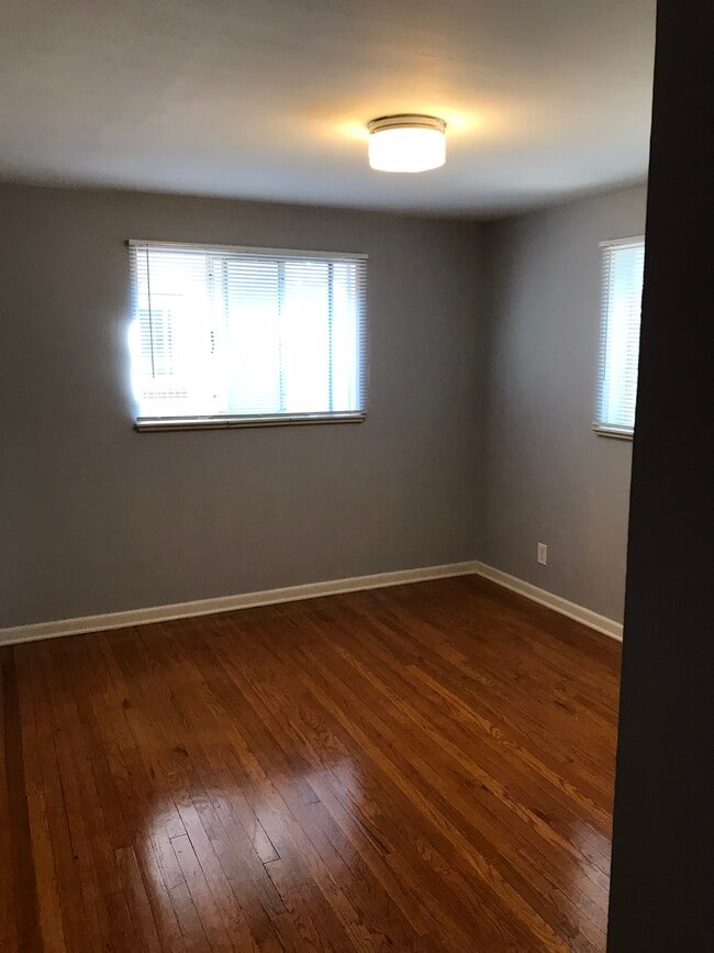 Photo - 1832 Fremont Ave