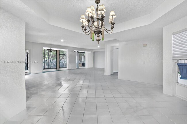 Photo - 11698 Briarwood Cir Unit 1