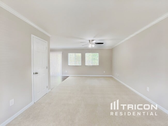 Photo - 3917 Shepway Loop