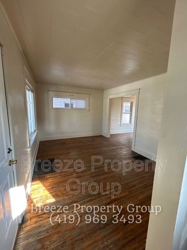 Photo - 1537 Remington St