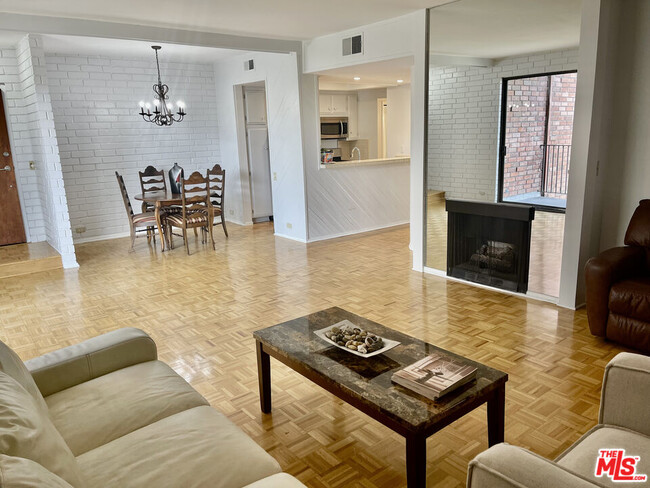 Photo - 15515 Sunset Blvd Condo Unit 305