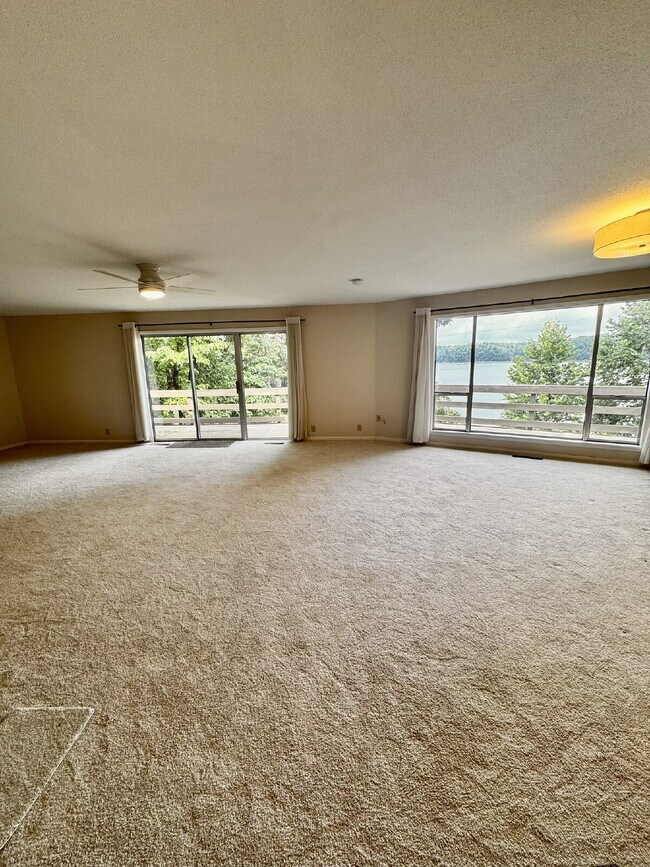Photo - 15344 Dutchmans Dr