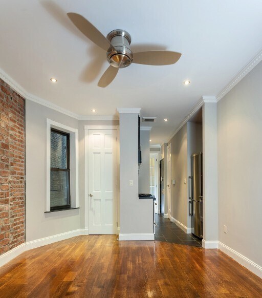 Photo - 309 E 8th St Unit B3