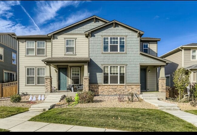 Building Photo - 15765 E Otero Ave