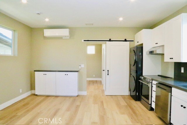 Photo - 729 Center St