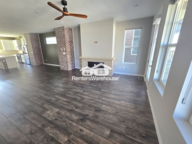 Photo - 9065 Southurst St