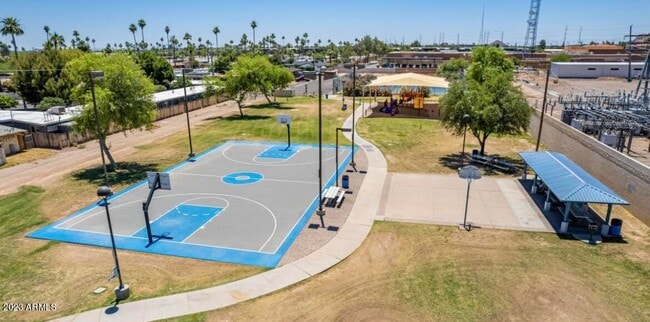 Photo - 3108 N 68th St