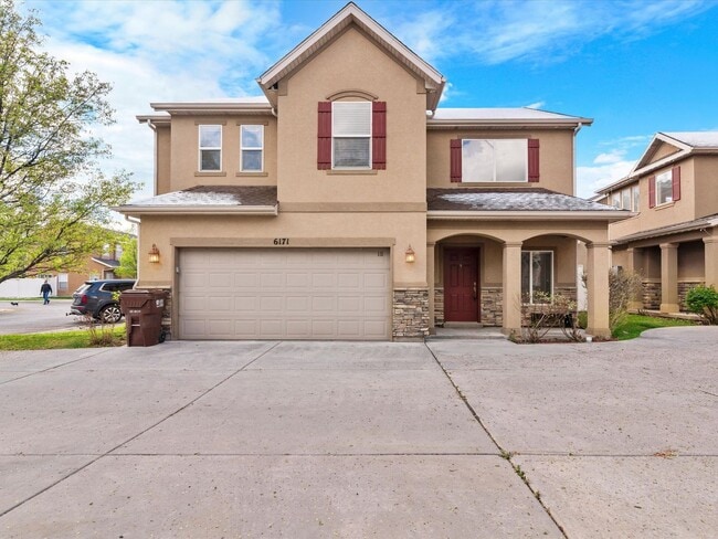Building Photo - Newly Updated South Ogden Townhome | 3 Bed | Private Backyard | 2-Car Garage