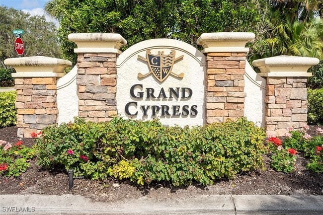 Building Photo - 3445 Grand Cypress Dr Unit 202