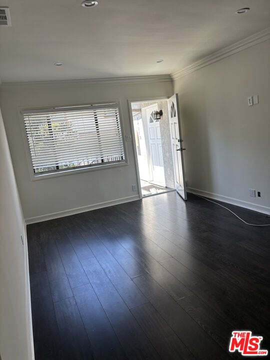 14311 Magnolia Blvd