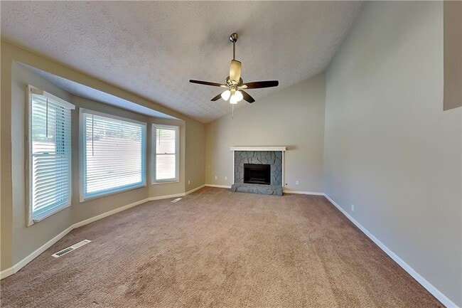 Photo - 43 Apple Jack Dr