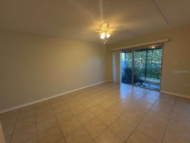 Photo - 1904 Honour Rd Unit 13