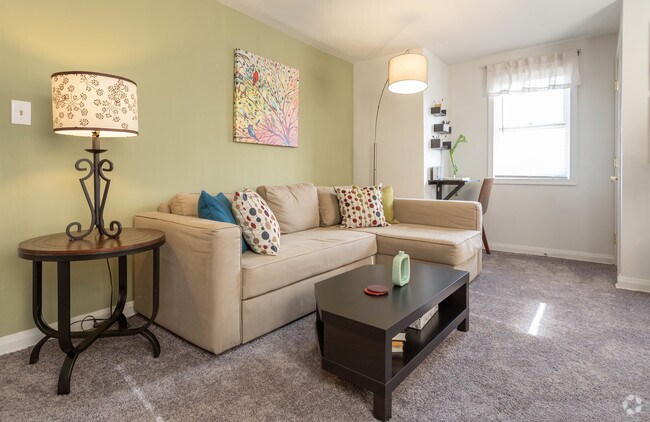 1BR, 1BA - 510 SF
