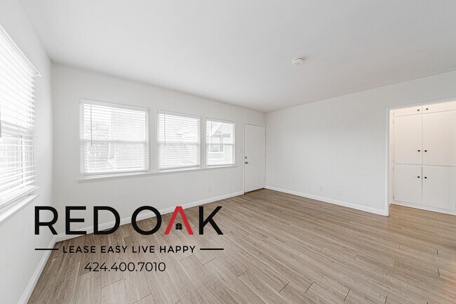 Building Photo - 3995 Inglewood Blvd Unit 4