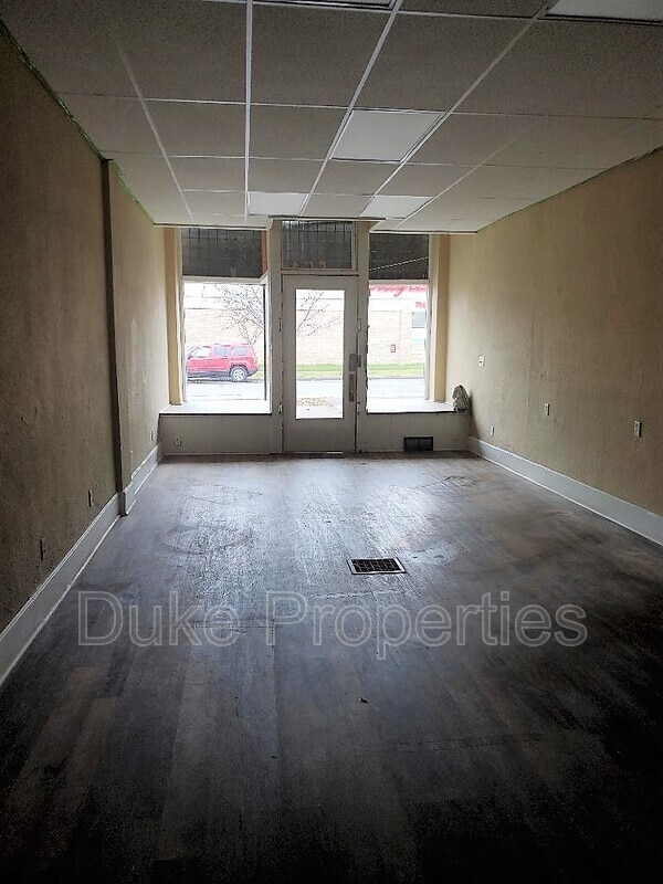 661 Thurston Rd