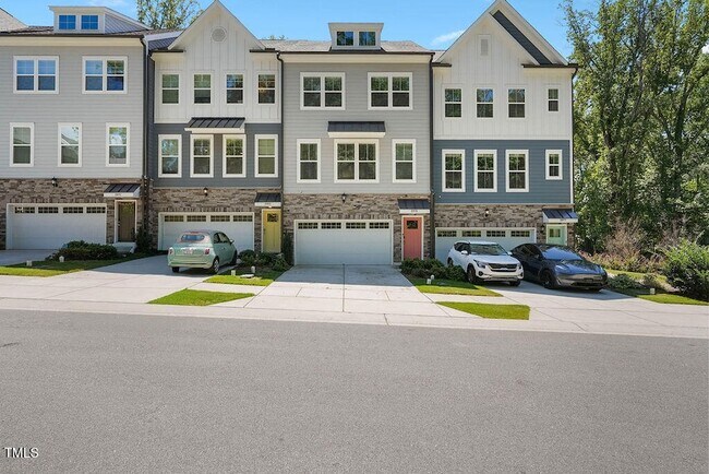 Photo - 2075 Eva Pearl Dr