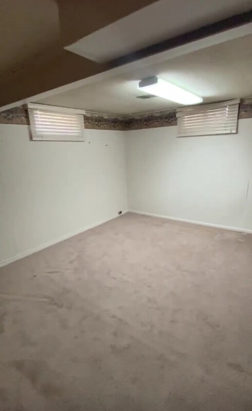 Photo - 466 E 400 N House