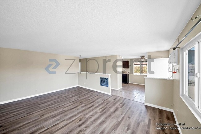 Photo - 2543 Hayes Dr