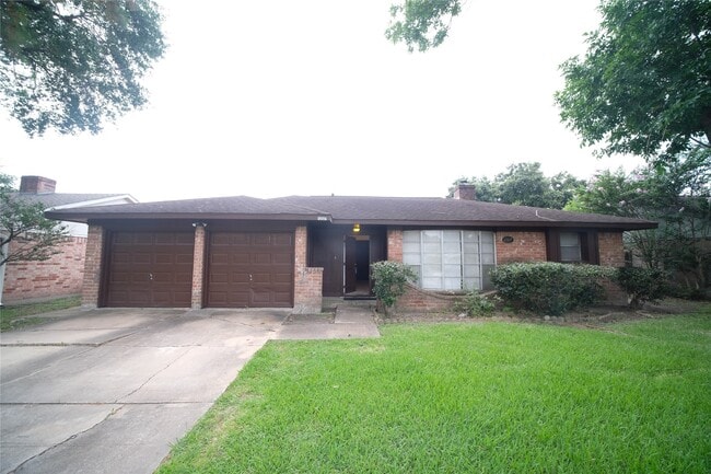 Photo - 12327 Shannon Hills Dr