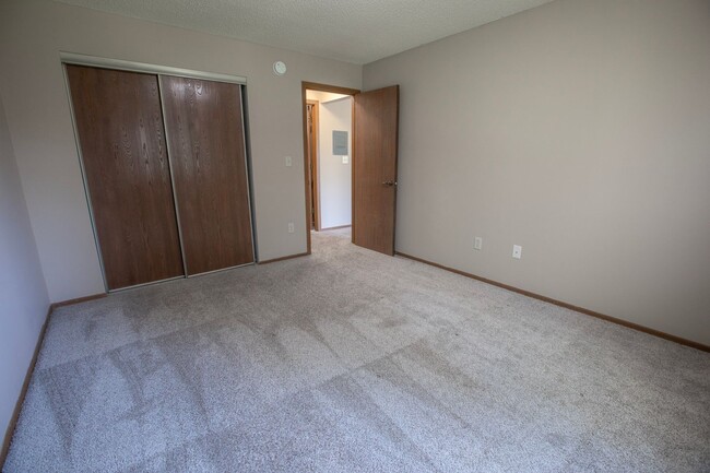 Photo - Hidden Valley Apartments