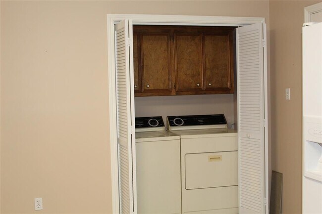 Photo - 12807 Aste Ln