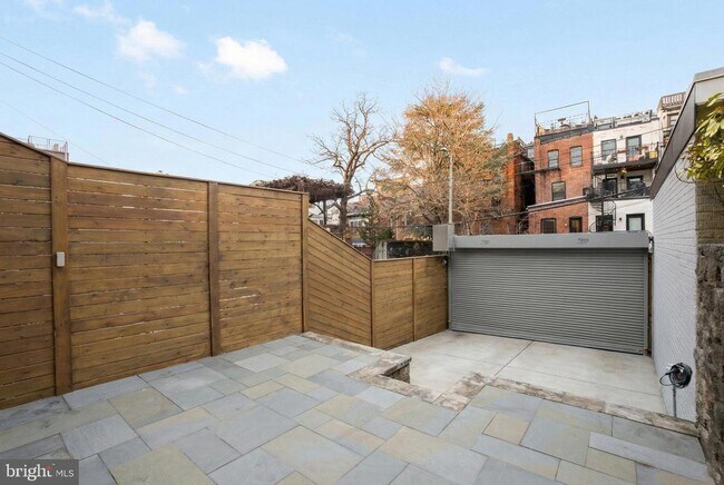 Photo - 1816 Belmont Rd NW