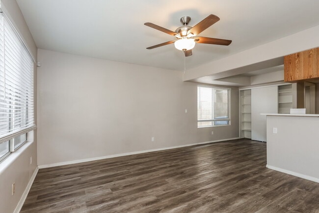 Photo - 17461 N 14th St