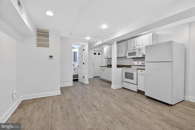 Photo - 1707 North Capitol St NE