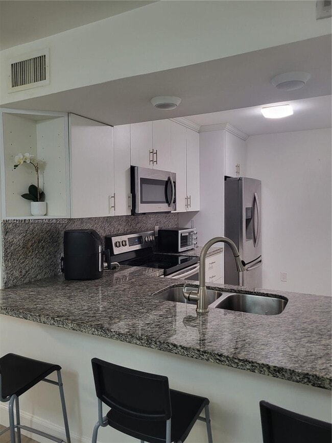 Photo - 4555 NW 99th Ave Unidad 103