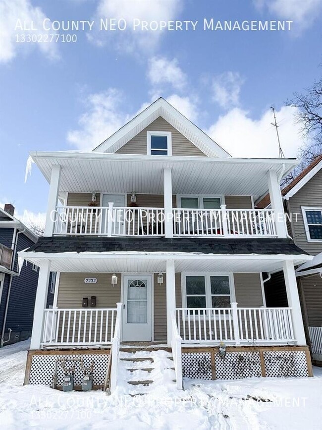 Building Photo - 2232 W 104th St Unit Down