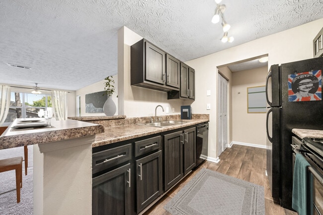 Photo - The Greens at Cascade Apartment Homes