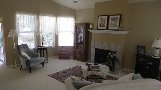 208 Rose Cottage Dr House For Rent In Woodstock Ga Forrent Com