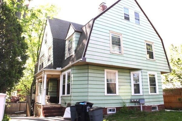 Building Photo - 17-19 PUTNAM Unit 17-A